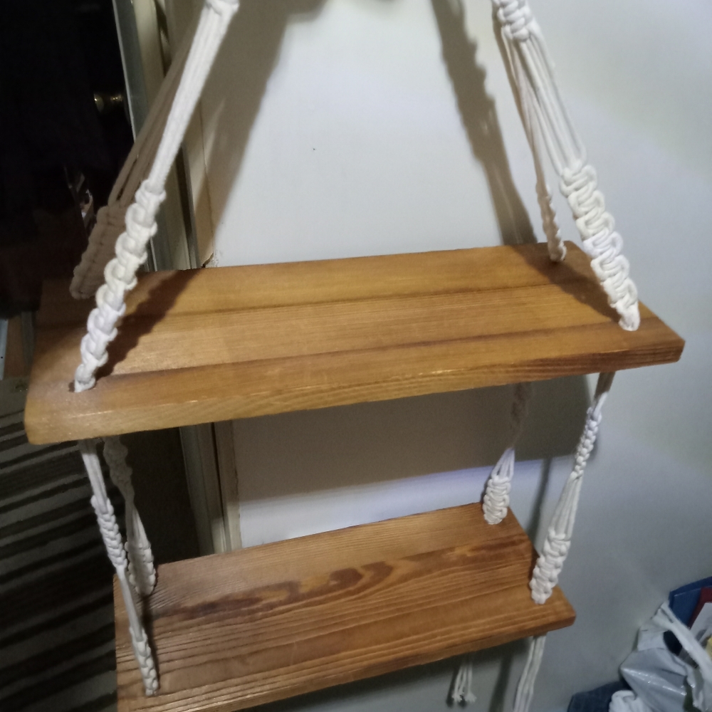 Free hanging wood shelf